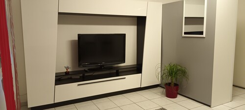 Komfort & Lage: Ihre Auszeit im Neusser Dreikönigenviertel