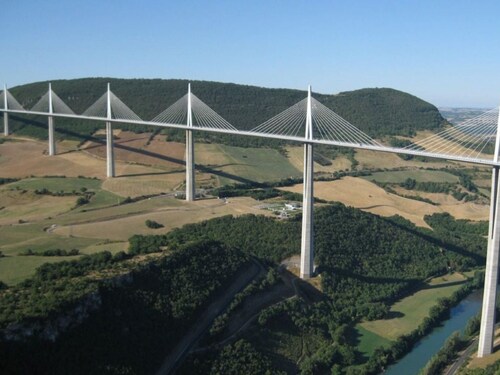 Cozy Chalet for 5 with Terrace