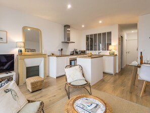 Interior - Charming apartment in the heart of Le Croisic with port view (Le Croisic)