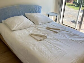 4 bedrooms, free WiFi - Spacious villa for 9 in Saint-Jacques, near sea, fully equipped (Sarzeau)