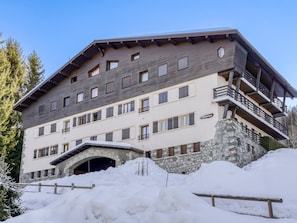 Exterior - 3-Bedroom Apartment, South/West Terrace, Parking - Megève (Megève)