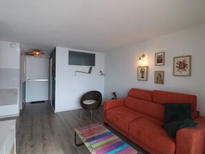 TV - Modern A/C T2 with Pool in Sète (Sète)