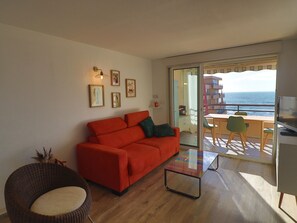 TV - Modern A/C T2 with Pool in Sète (Sète)