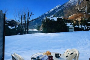 Outdoor dining - Cozy with garden, parking and Mont-Blanc view (Chamonix-Mont-Blanc)