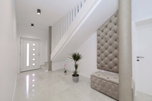 Interior - Kruševo Pool Villa For 10 (Kruševo)