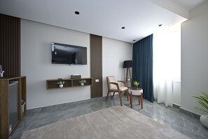 Luokittelematon kuva, 5 kautta 6, painike