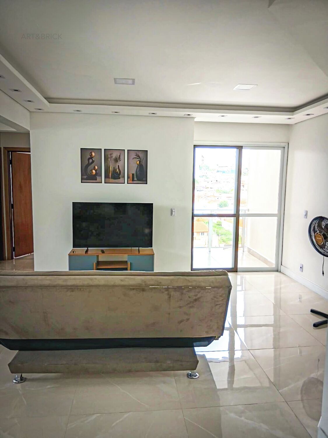 Comfort Apartment, City View | Living area