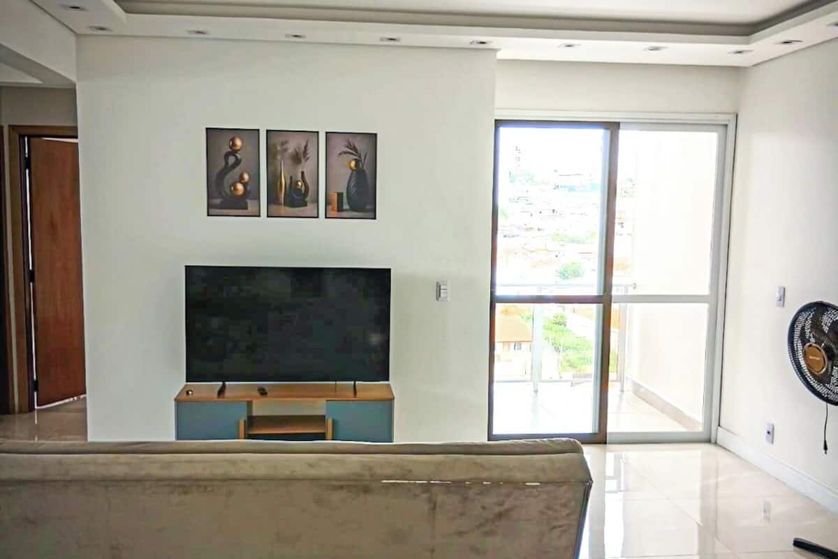 Comfort Apartment, City View | Living area