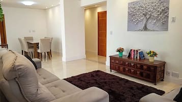 Deluxe-Penthouse, Stadtblick | Wohnbereich