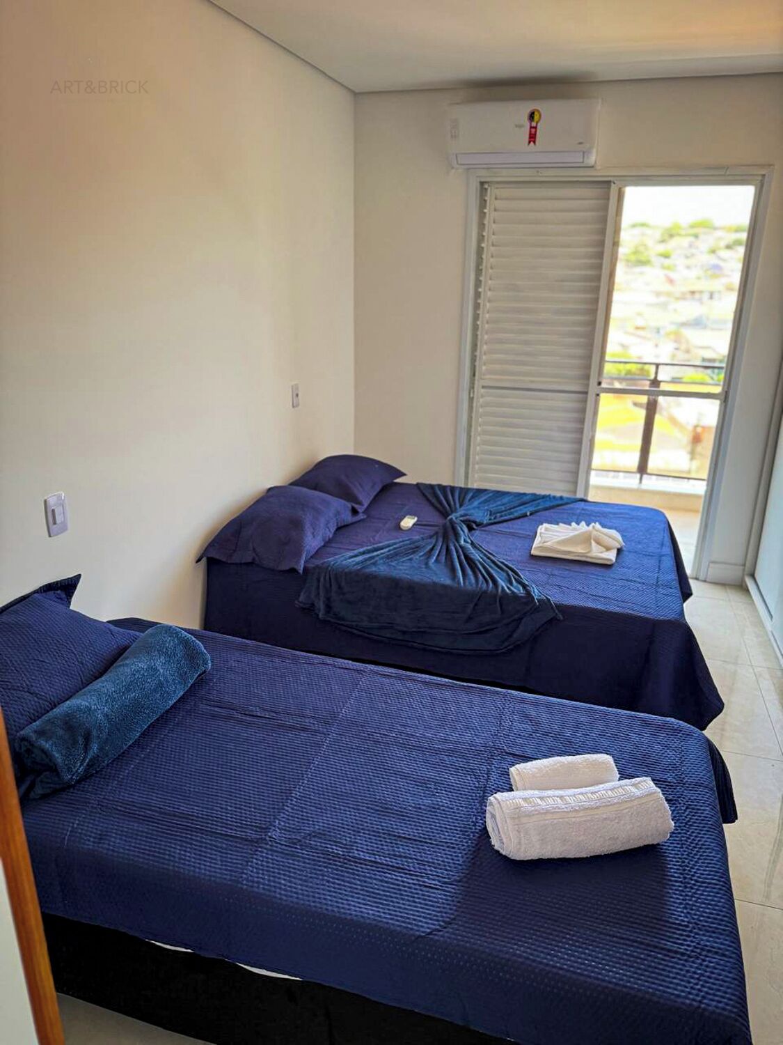 Comfort Apartment, City View | Iron/ironing board, free WiFi