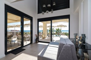 Smart TV, fireplace - Maslenica Villa with heated pool (Maslenica)