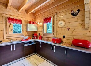 Private kitchen - Murmure du ruisseau-10 person chalet with sauna - La Bresse (La Bresse)