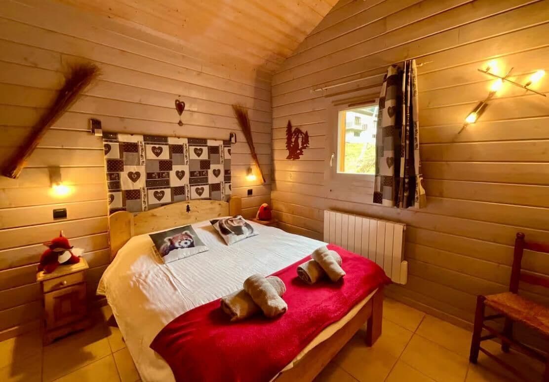 5 dormitorios, tabla de planchar con plancha, Internet