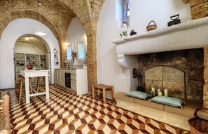 Nicht klassifiziertes Bild, 5 von 67, Schaltfläche