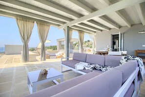 Outdoor dining - Pool Villa Controvento by LoveSud (Torre Vado)