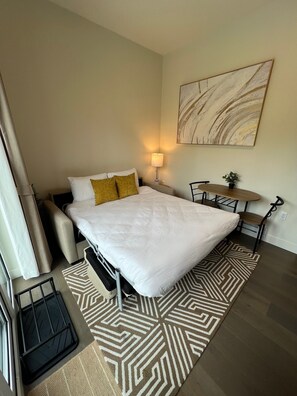 1 bedroom, free WiFi, bed sheets