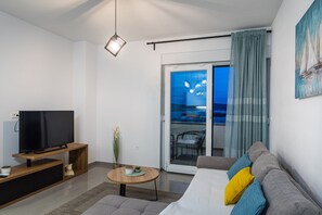 Smart TV - Coastal Apartment for 5 in Zadar (Sveti Filip i Jakov)