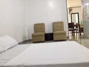House, 2 Bedrooms, Smoking