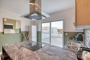 Fridge, microwave, oven, stovetop - Comfortable Central Swieqi Penthouse | 2 Bedrooms (Swieqi)