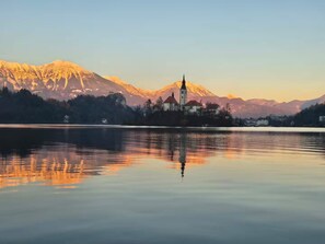 Uklassifisert bilde, 2 av 30, knapp