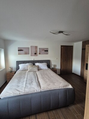 2 chambres, Wi-Fi, accès pour personnes à mobilité réduite