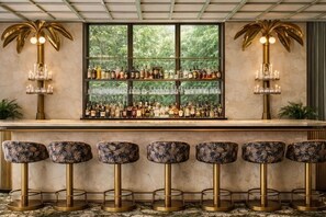 Bar (in der Unterkunft)