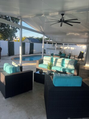 Nicht klassifiziertes Bild, 3 von 29, Schaltfläche