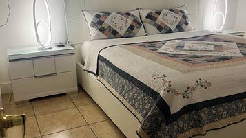 2 soverom, strykejern/-brett, wi-fi og sengetøy