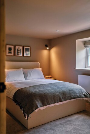 3 bedrooms - Boutique Luxury Cottage Cheshire Wedding Guests (Macclesfield)