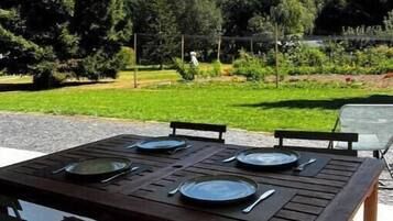 Buiten dineren