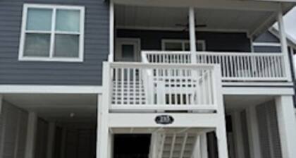 Cottage 81 The Hatch House-THIRD NIGHT FREE-Close to pool