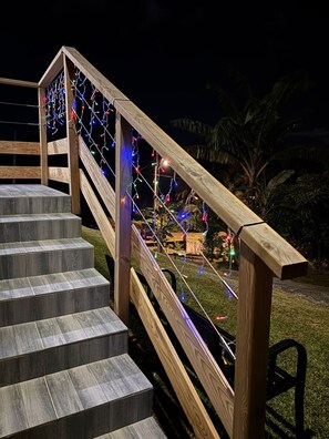 Unclassified image, 2 of 15, button