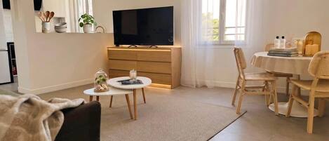 TV
