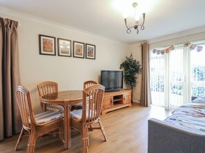 Dining - Wizard's Hideaway (Watford)