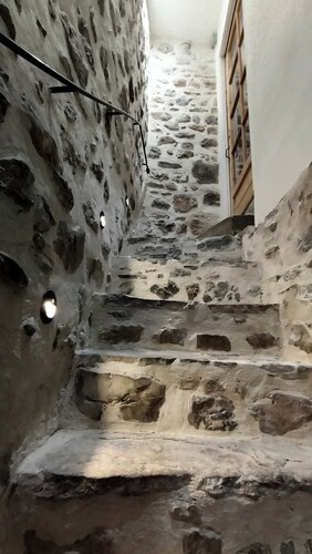 Gîte for 2 people in the heart of Saillans - Charms & glass roof