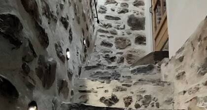 Gîte for 2 people in the heart of Saillans - Charms & glass roof