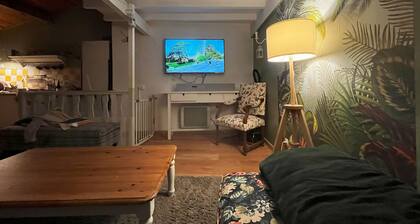 A vacation rental for 2 people located in the heart of Saillans—charming and peaceful.