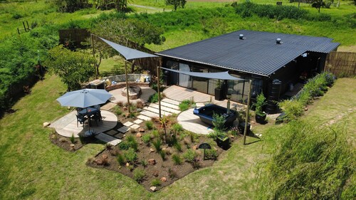 Exclusive Couples Hideaway • Designer Cabin • Hot Tub • Play Room • Views