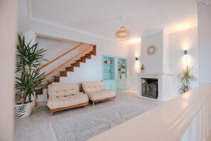 Nicht klassifiziertes Bild, 2 von 10, Schaltfläche