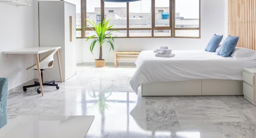 Loft Victoria Beach Free Parking by C diz Time