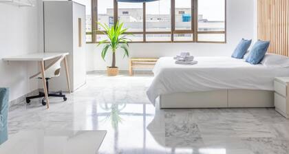 Loft Victoria Beach Free Parking by C diz Time