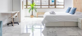 Loft Victoria Beach Free Parking by C diz Time