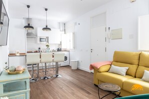 Apartment | 2 bedrooms - El Patio del Mar by Cadiz Time (Cádiz)