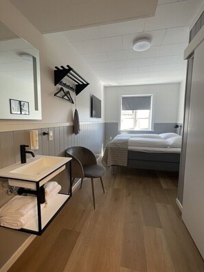 Unclassified image, 4 of 65, button - Herman Bang Bed and Breakfast (Frederikshavn)