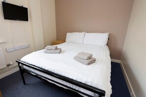 6 bedrooms, Internet, bed sheets - Relaxing Retreat in Cheltenham (Cheltenham)