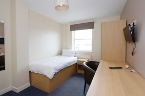 6 bedrooms, Internet, bed sheets - Relaxing Retreat in Cheltenham (Cheltenham)
