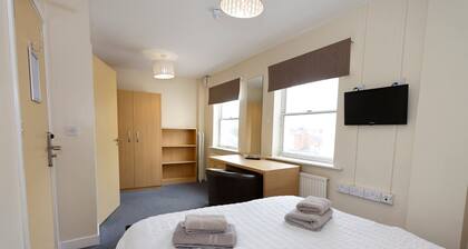Relaxing Retreat in Cheltenham