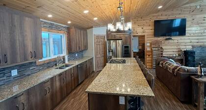 Adventure Awaits: Family Cottage on Dogtooth Lake by Rushing River Park-Kenora