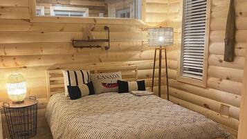 4 bedrooms, Internet, bed sheets