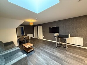 星評価なしの画像、2 / 16、ボタン